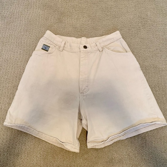 Vintage Beige Wrangler Shorts - Picture 5 of 12